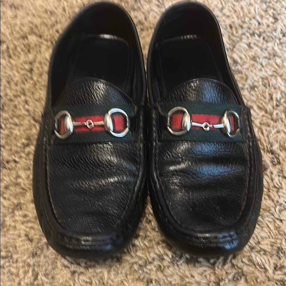 GUCCI Black Leather Loafers
